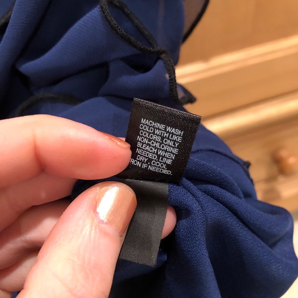 Express Dress - Picture 3 of 4